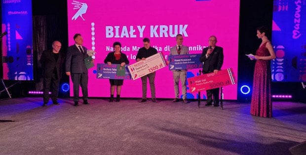 „Biały Kruk”. Dziennikarze RDC Aneta Borkowska i Piotr Łoś nagrodzeni