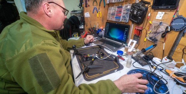 SBU zatrzymała byłego instruktora wojskowego z W. Brytanii, który pracował dla FSB