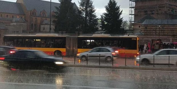 Ponad 1,8 tys. interwencji służb w związku z burzami. Najwięcej na Mazowszu