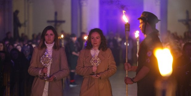 Uroczystość Wszystkich Świętych. Czy katolik jest zobowiązany do uczestnictwa we mszy?