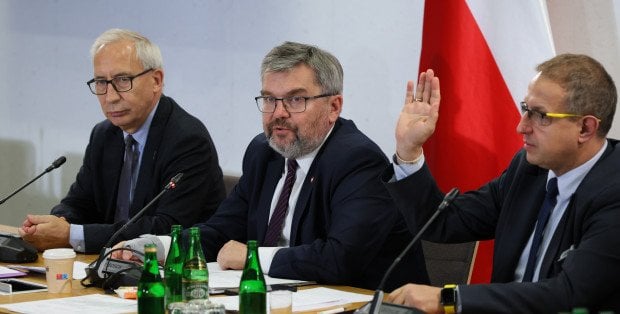 Komisja wydała oświadczenie ws. uchylenia immunitetu Z. Ziobry