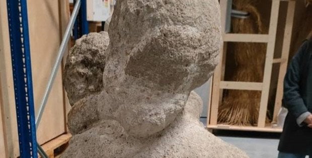 Rzeźba Aliny Szapocznikow do konserwacji. Potem decyzja, gdzie zostanie umieszczona