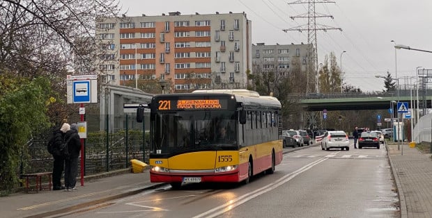Są zmiany w kursowaniu autobusów, tramwajów i metra w Warszawie [SPRAWDŹ]