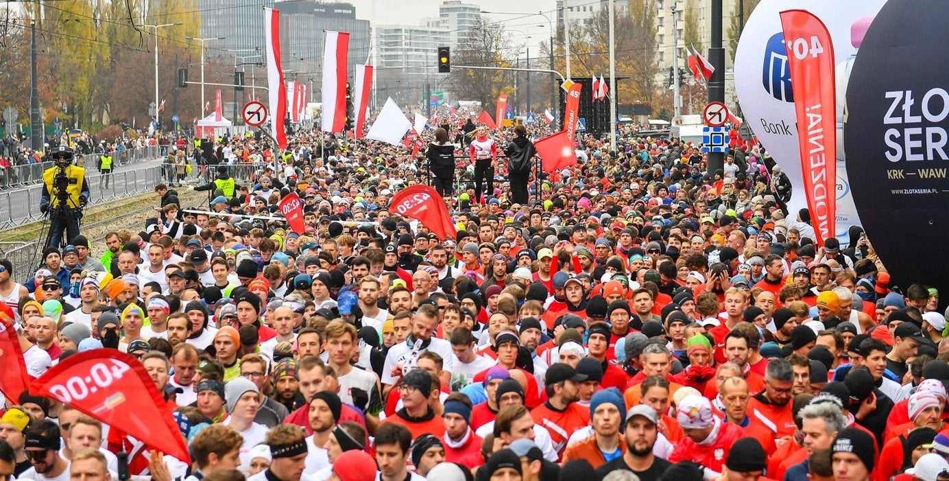 Ponad 20 tys. biegaczy w biało-czerwonych barwach. 35. Bieg Niepodległości