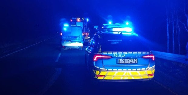 Śmiertelny wypadek na DK10 k. Płońska. Nie żyje 22-letni kierowca