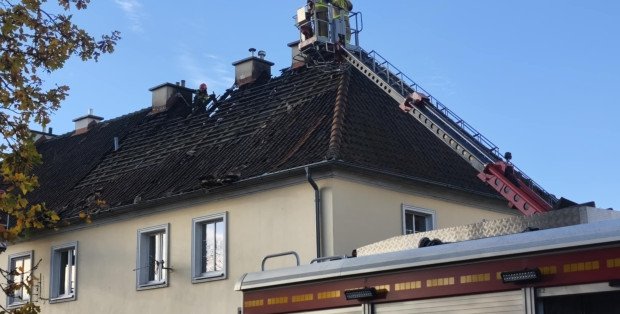 Ciało mężczyzny mogło leżeć tam od kilku tygodni. Nowe informacje ws. pożaru w Ciechanowie