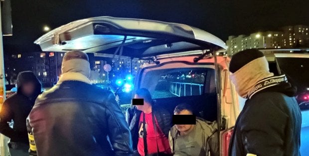 Samochodowa grupa przestępcza rozbita. Siedem osób w areszcie
