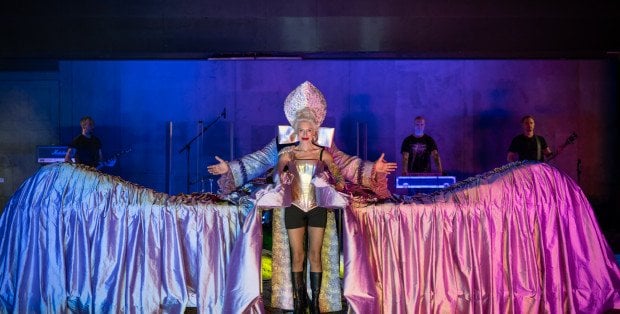 „Rzeczywistość zmierza w kierunku Micińskiego” Premiera „Termopil polskich” w Teatrze Narodowym