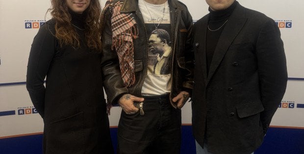 Surowa energia kontrabasu. Wojtek Mazolewski o projekcie „Solo” w RDC