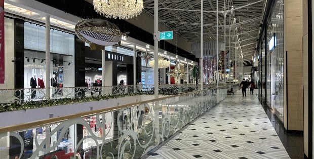 Dziś Black Friday, czyli dzień obniżek cen w sklepach. Jak nie dać się oszukać?