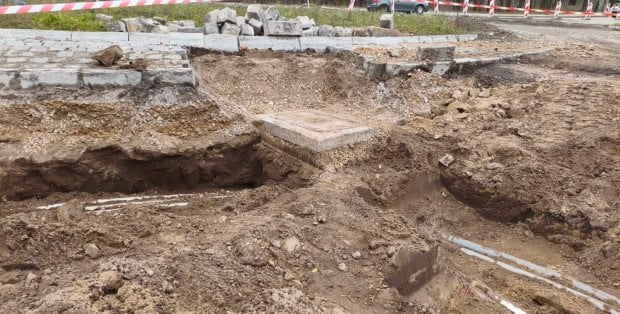 Najpierw budowali, teraz rozbierają. Co z rondem w Siczkach?