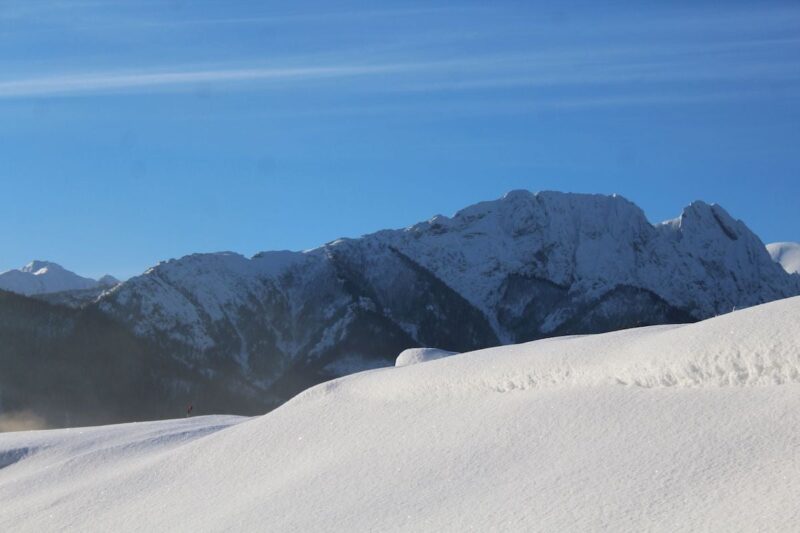 Nagły nawrót zimy w Tatrach! TOPR ostrzega