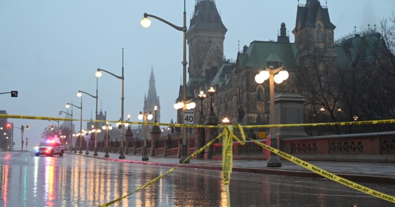 Siał postrach w parlamencie w Kanadzie. 31-latek z zarzutami