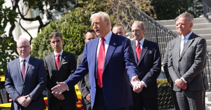 Zwrot w sprawie ceł, Donald Trump wyjaśnia. „Trzeba było to zrobić”