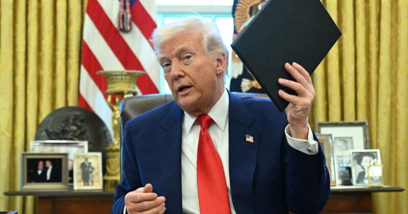 Donald Trump idzie na wojnę z prysznicami. Podpisał nowe rozporządzenie