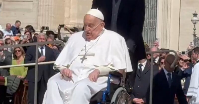 Niespodziewany ruch papieża. „Chciał zobaczyć rezultaty prac”