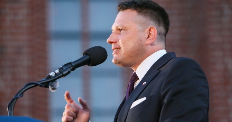 An unexpected turn of events. Sławomir Mentzen records a crucial   drop