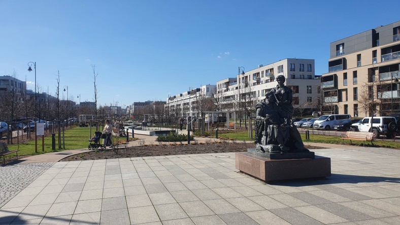 Symbol aspiracji i marzeń klasy średniej. Tak się mieszka w Miasteczku Wilanów. „To już nie ten blask co kiedyś”