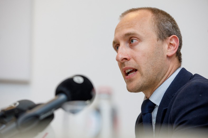Brutalne strzelaniny, paraliż polityczny i miliardy euro długu. Sytuacja w Brukseli wymknęła się spod kontroli. „Miasto znajduje się na krawędzi”