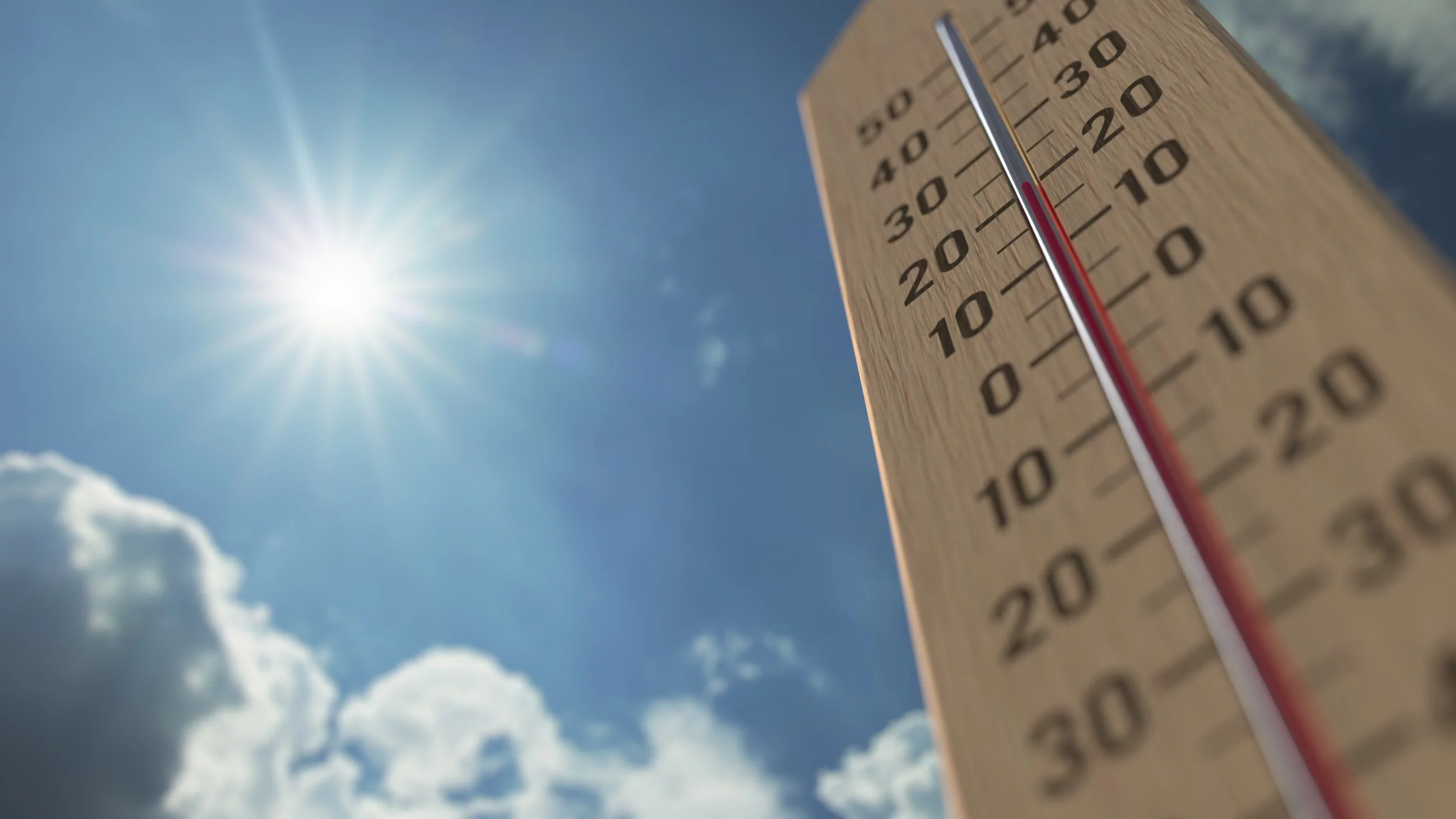 Słońce czy kurtka Pogoda na majówkę 2025 może zaskoczyć