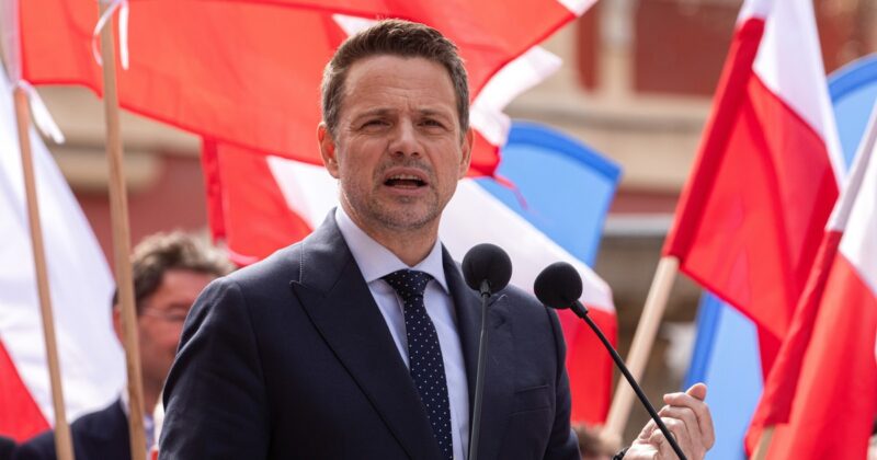 Kamil Dziubka: Rafał Trzaskowski received a solid warning