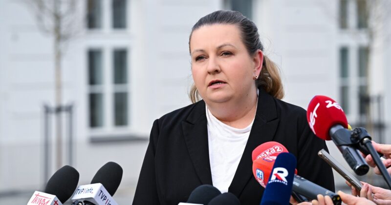 Szefowa kancelarii wyjaśnia ruch prezydenta. „Nie miał innego wyjścia”