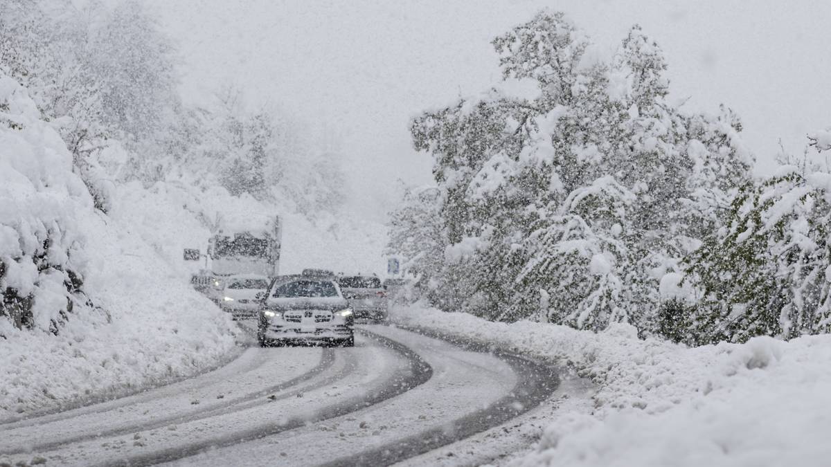 Pogodowy kataklizm w Alpach. Gwałtowne opady deszczu i śniegu