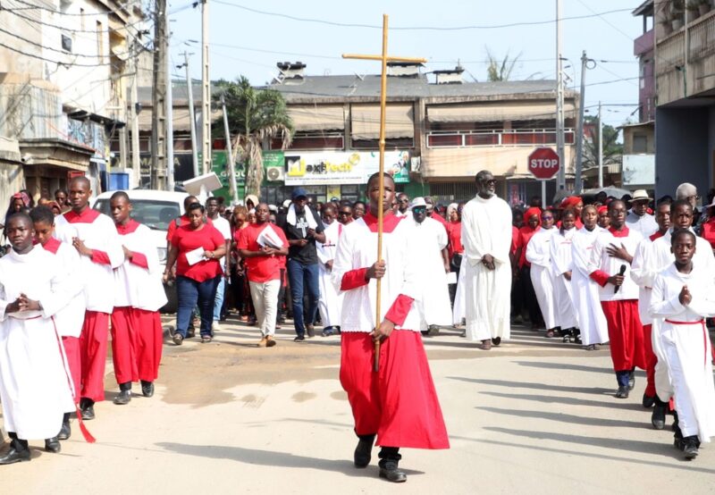 Wielki Piątek na świecie. Droga Krzyżowa