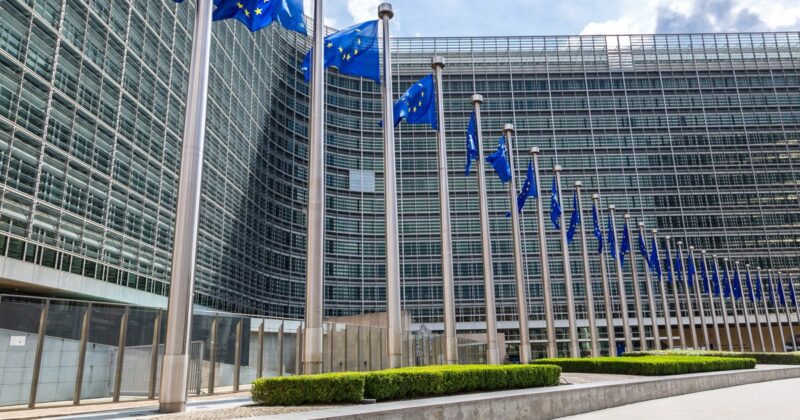 Komisja Europejska reaguje na czasowy rozejm. „Najpierw musimy zobaczyć”