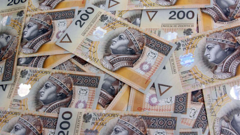 Co oznacza dla ciebie obniżka stóp procentowych? Oto wszystkie wady i zalety