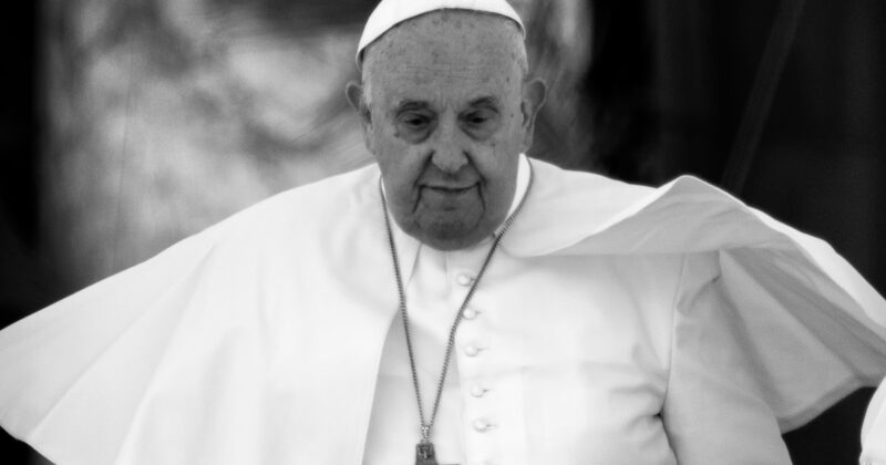 Watykan ogłosił testament papieża Franciszka. Poprosił o jeden napis na grobie