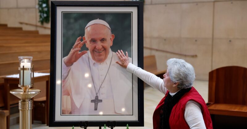 Tak będzie wyglądał grób papieża Franciszka. Nowe szczegóły