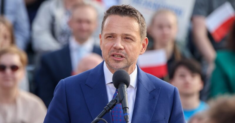 Rafał Trzaskowski responds to Szymon Hołownia&#39;s challenge. "I&#39;m not going to argue"