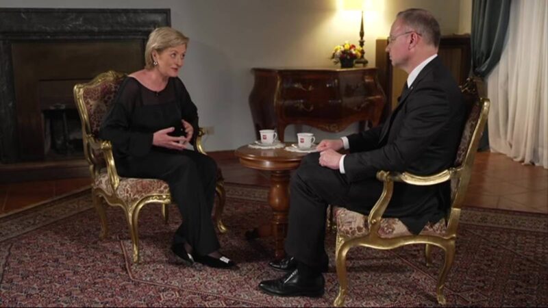 Alarm na Filipinach. Na miasta spadła gruba warstwa popiołu