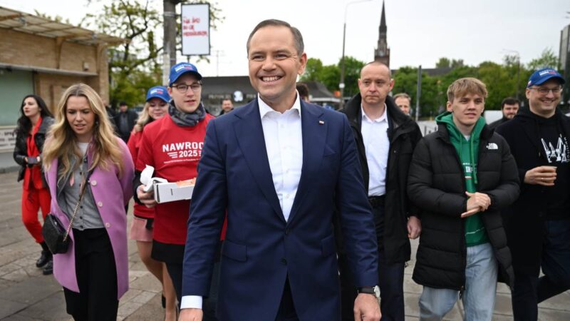 «Косметическая разница». Навроцки начал свою кампанию перед вторым туром