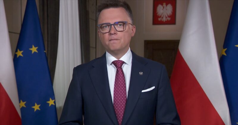 Szymon Hołownia w orędziu zwrócił się do Polaków. „Samymi pięściami nic się nie zbuduje”