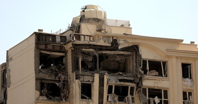 «Тегеран будет в огне»: Израиль угрожает иранскому лидеру