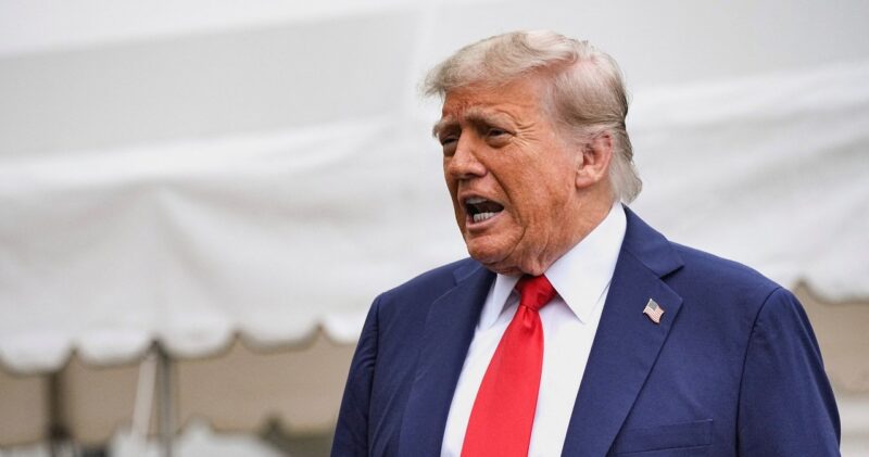 Скоро ли они не смогут въехать в США? Белый дом рассматривает возможность расширения черного списка