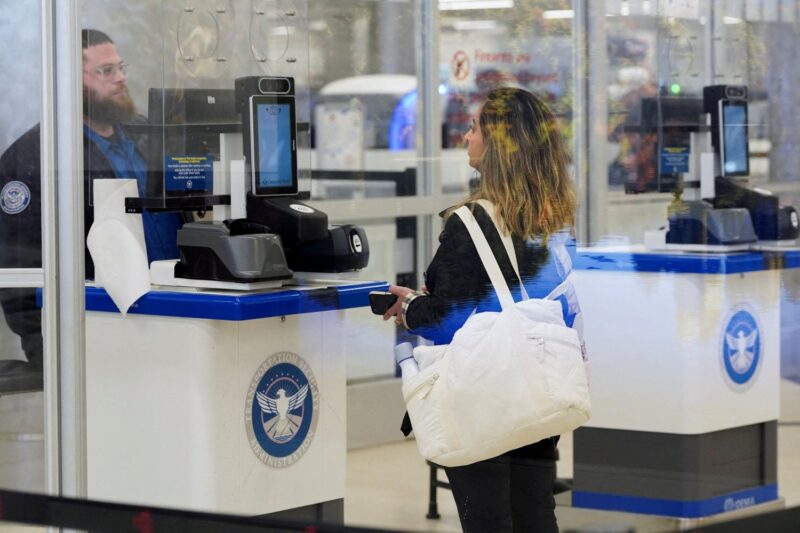 „Ze skutkiem natychmiastowym”. Nowe zasady wjazdu do USA, ci podróżni znajdą się pod lupą