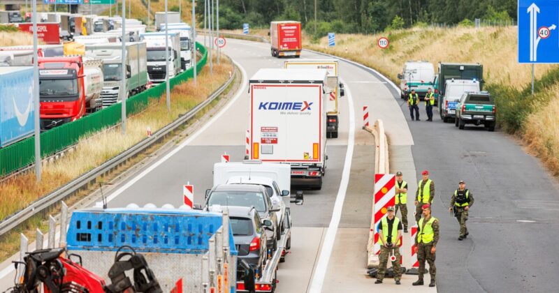 Niemiecki polityk o kontrolach granicznych. „Konieczne z przyczyn politycznych”