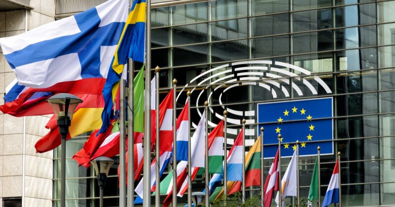 Szpiegowski skandal z unijną tłumaczką. Przyłapana na gorącym uczynku