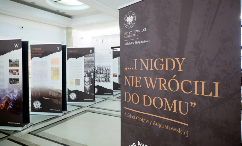 Tłumaczenia „niewystarczające”. Chcą przeprosin od Instytutu Pileckiego