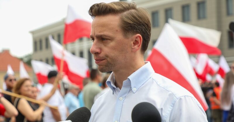 Krzysztof Bosak defends the KO MP. The Deputy Marshal writes about "signs of courage".