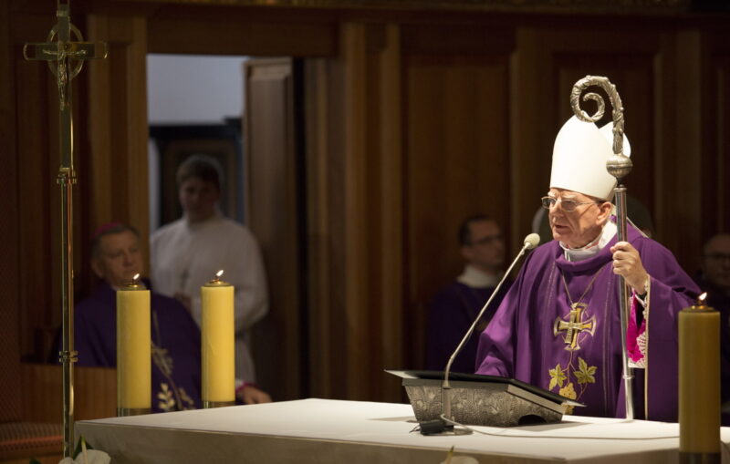 Przestańcie znieważać Pasterza naszego Kościoła!