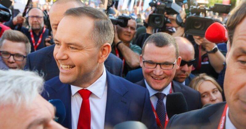 Paweł Szefernaker was giving an interview. Suddenly, 'Karol from Gdańsk' called into the studio.