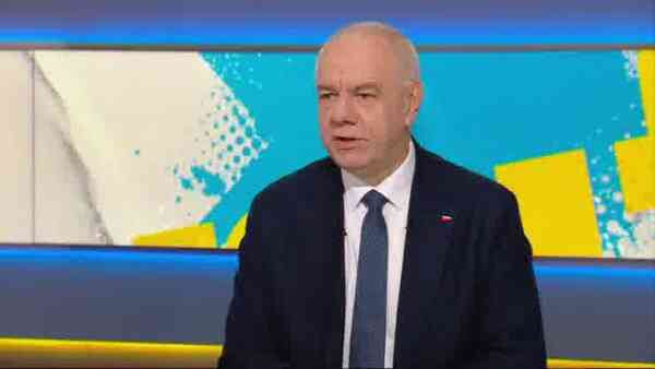 „To coś więcej niż zakaz”. Budka broni decyzji Trzaskowskiego