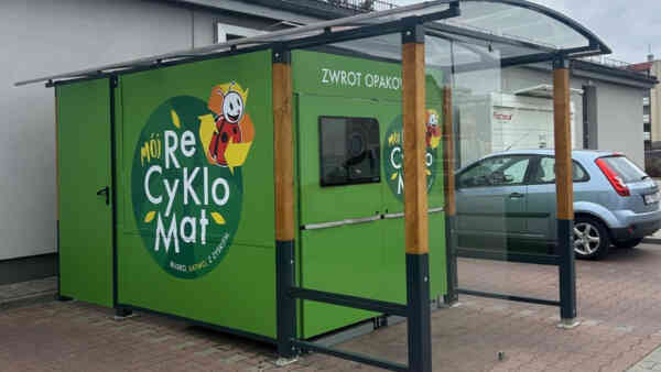 Biedronka ignored the deposit system. Now it explains why