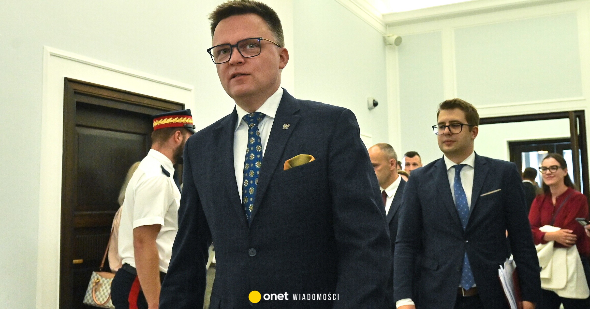 Szymon Hołownia stawi się w prokuraturze na przesłuchaniu. „Szereg dodatkowych pytań”