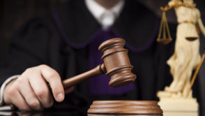 Google zamyka Androida Oto, co dokładnie planuje gigant