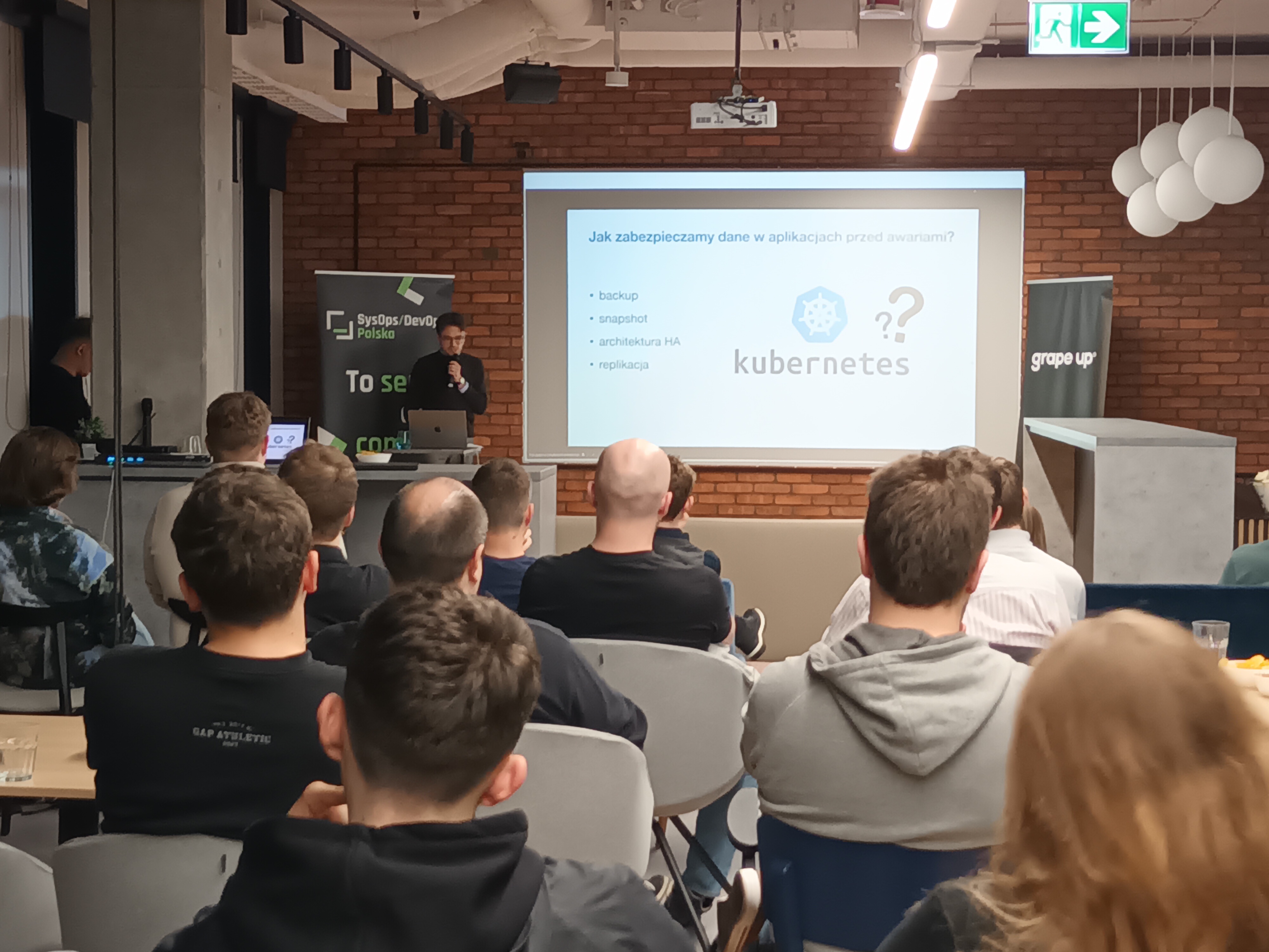 Zautomatyzuj infrastrukturę! Serverless i operatorzy na MeetUpie we Wrocławiu